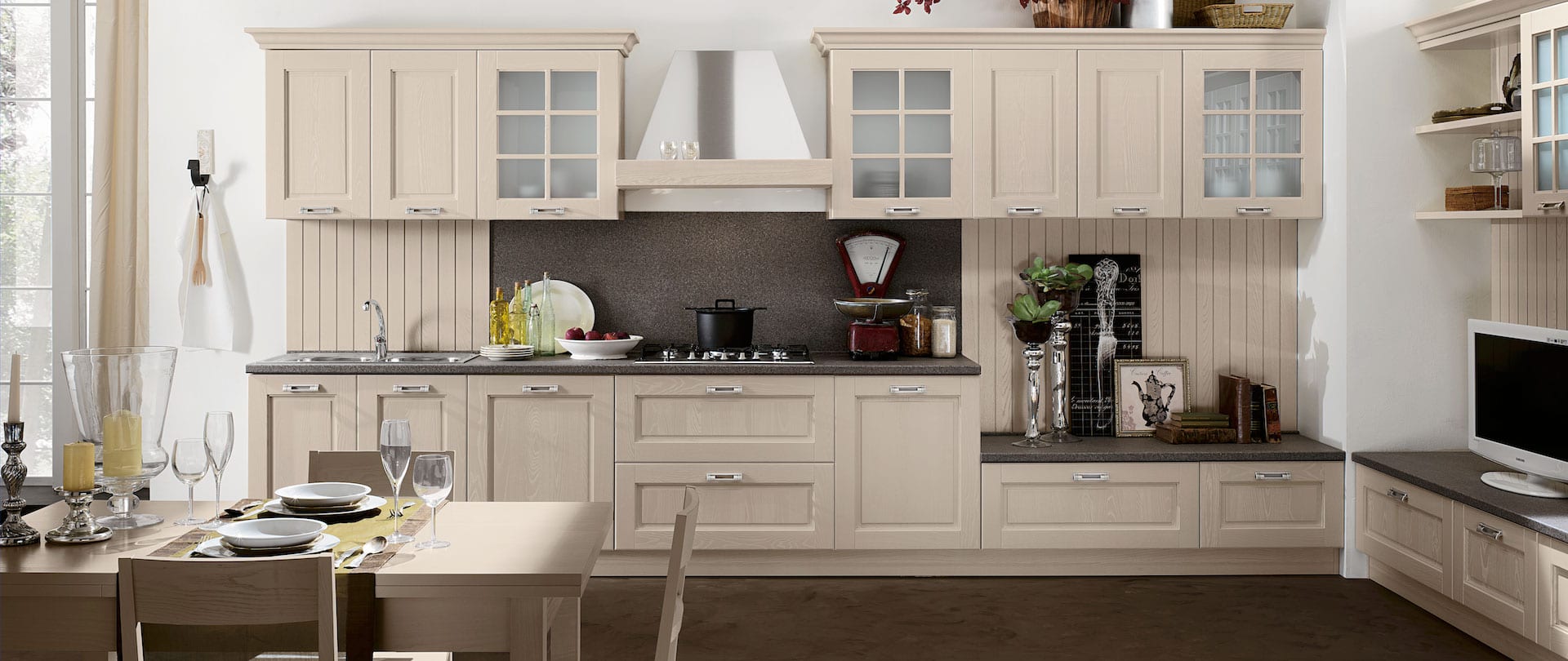 Mondoarredo Cucina componibile classica Mobilturi Aisha in legno massello di frassino